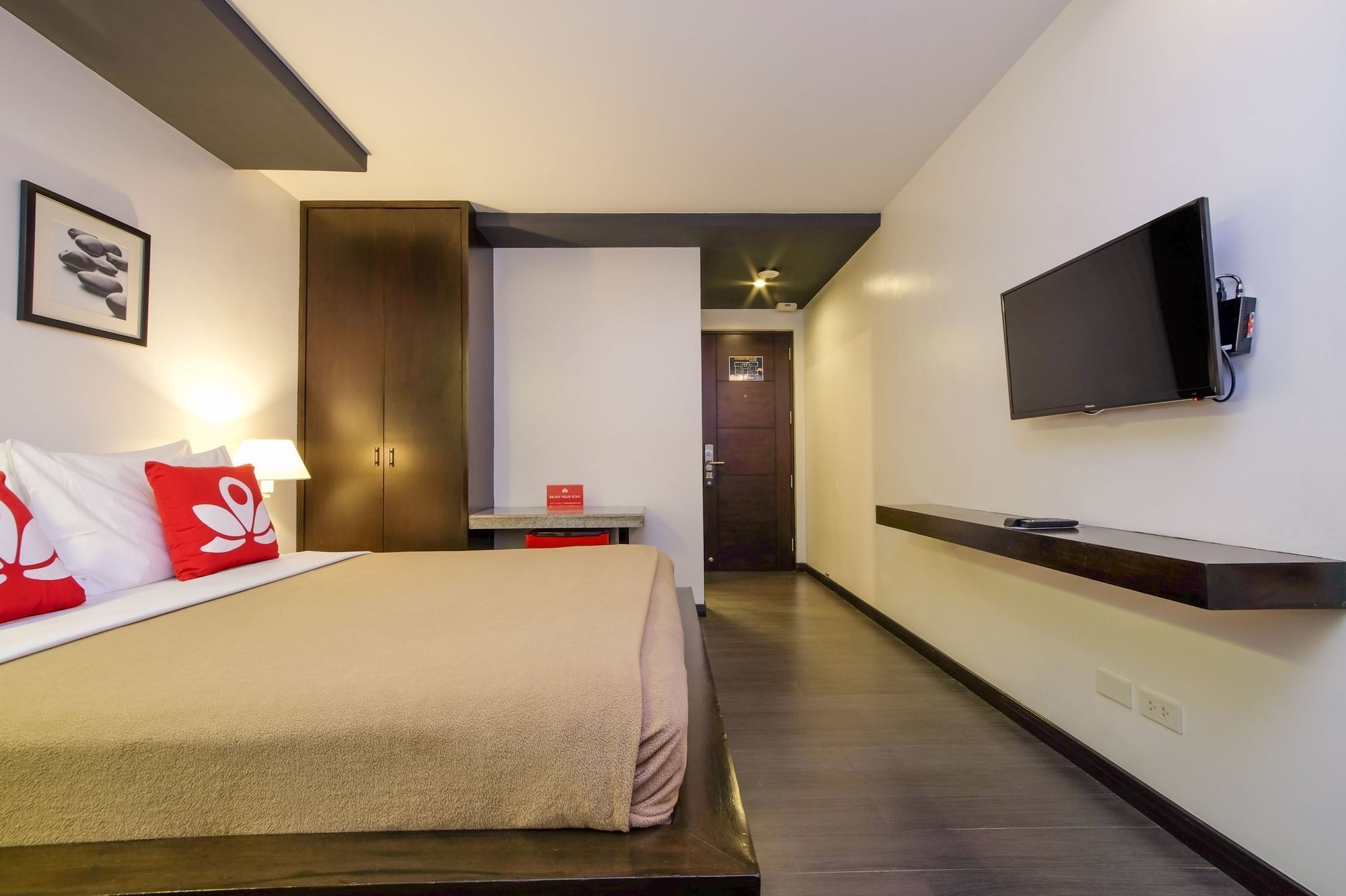 Zen Rooms Durban Poblacion Makati Makati City Exterior photo